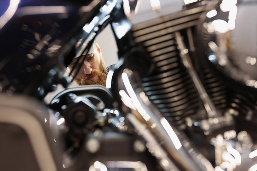 Limpeza a vapor de motos: uma opção segura e cada vez mais aceita pelos amantes das duas rodas.